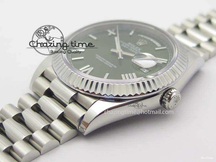MiroTime 0424 Stretchable DayDate 40mm BP-Maker 228206 SS Green Roman Dial (Fluted Bezel) On SS Bracelet ETA 3904